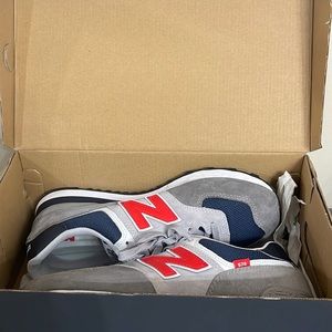 New balance shoes